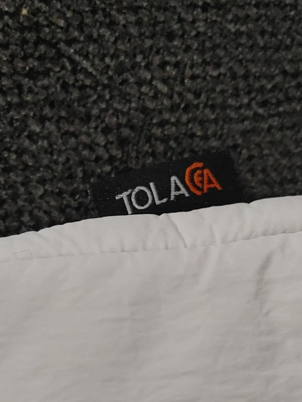 White Puffer Laptop Sleeve LIKE NEW